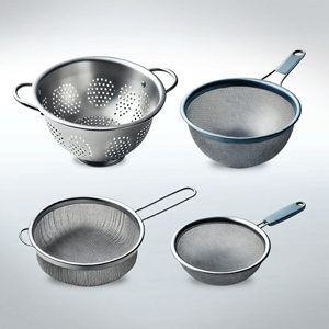 Colanders & Sieves